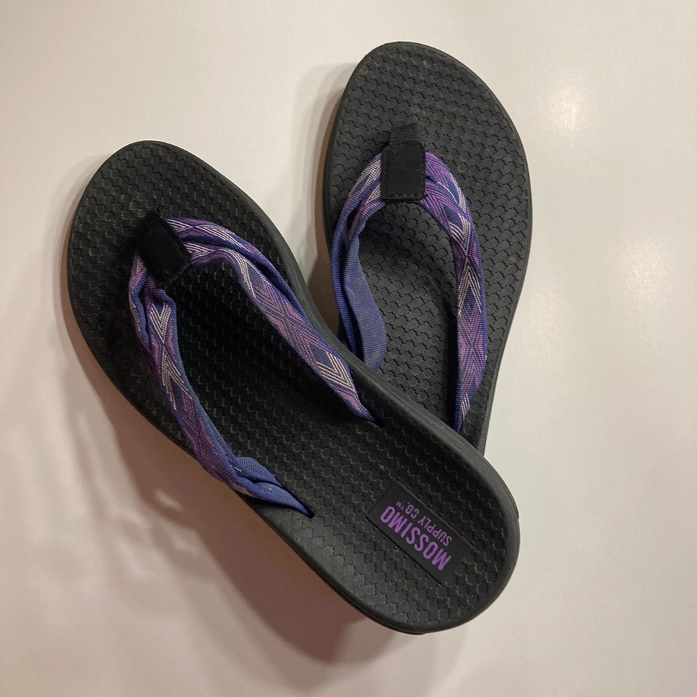 size 7 flip flops